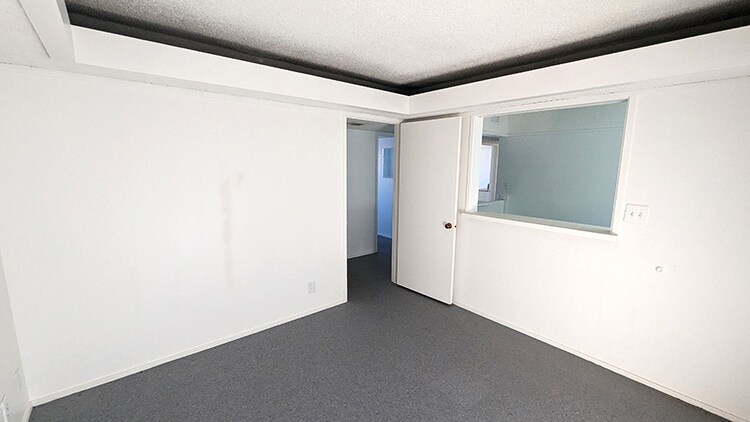 More Photos Of 14432-14434 Gilmore St, Van Nuys Medical For Sale