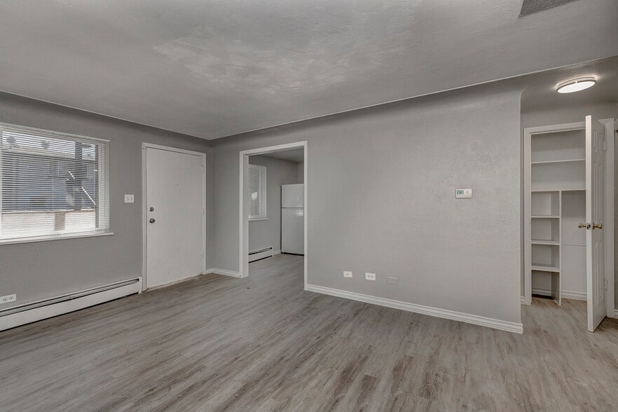 More Photos Of 1601-1645 Joliet St, Aurora Apartments For Sale