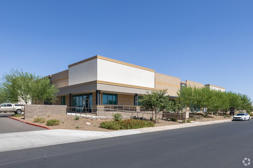 Primary Photo Of 7421 S 89th Pl, Mesa Showroom For Lease