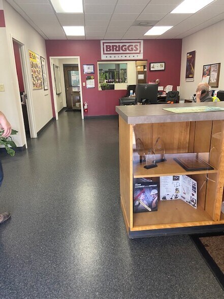 More Photos Of 4495 36th St, Orlando Warehouse For Lease