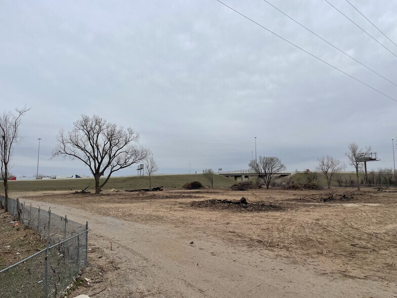 More Photos Of 2420 NE 4th St, Oklahoma City Land For Sale
