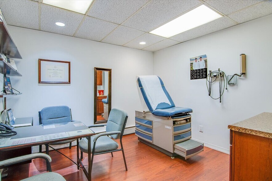 More Photos Of 383 Northfield Rd, West Orange Medical For Sale