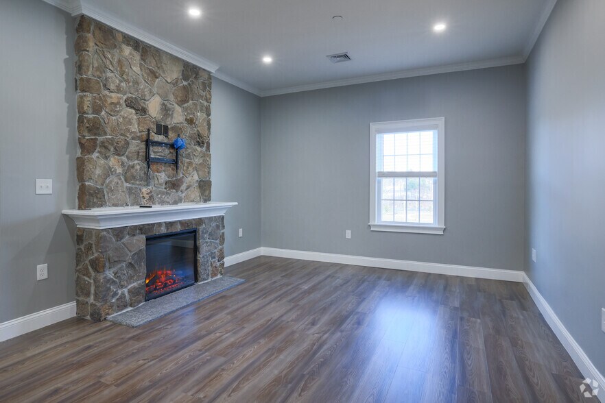 More Photos Of 3 Meeting House Rd, Chelmsford Apartments For Lease