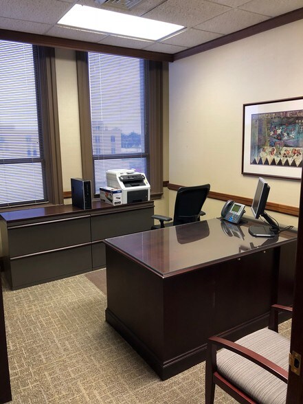 More Photos Of 934 3rd St, Alexandria Office Residential For Sale