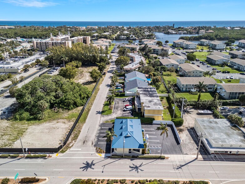 More Photos Of 300 S Federal Hwy, Boynton Beach Medical For Sale