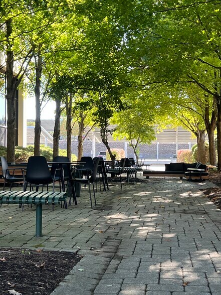 More Photos Of 30 Vreeland Rd, Florham Park Unknown For Lease