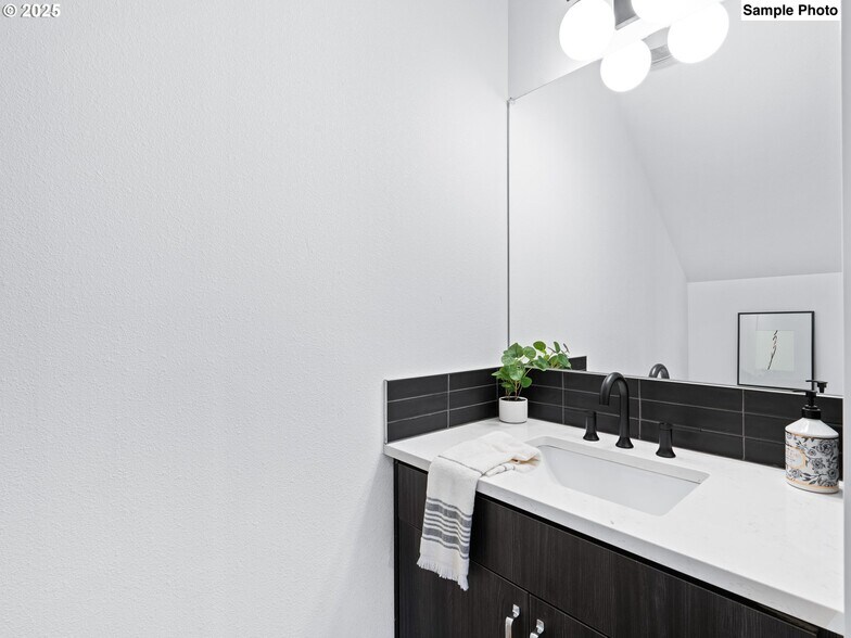 More Photos Of 7190 Glisan st, Portland Apartments For Sale