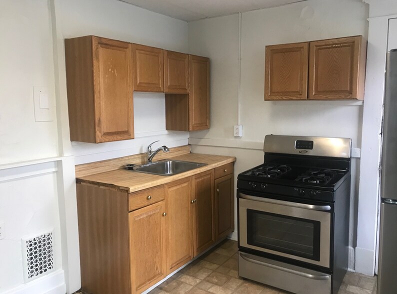 More Photos Of 194 Charlotte St, Rochester Apartments For Sale