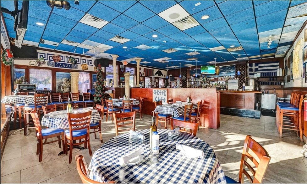 More Photos Of 3445 Griffin Rd, Fort Lauderdale Restaurant For Sale