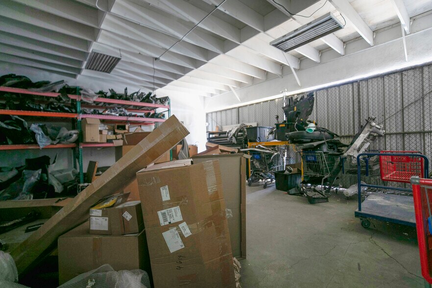 More Photos Of 4605–4619 W Pico Boulevard, Los Angeles Auto Repair For Sale