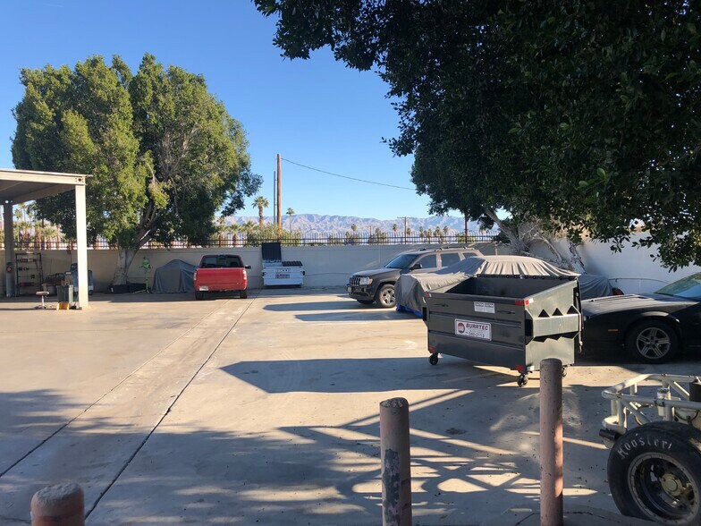 More Photos Of 46780 Clinton St, Indio Warehouse For Sale