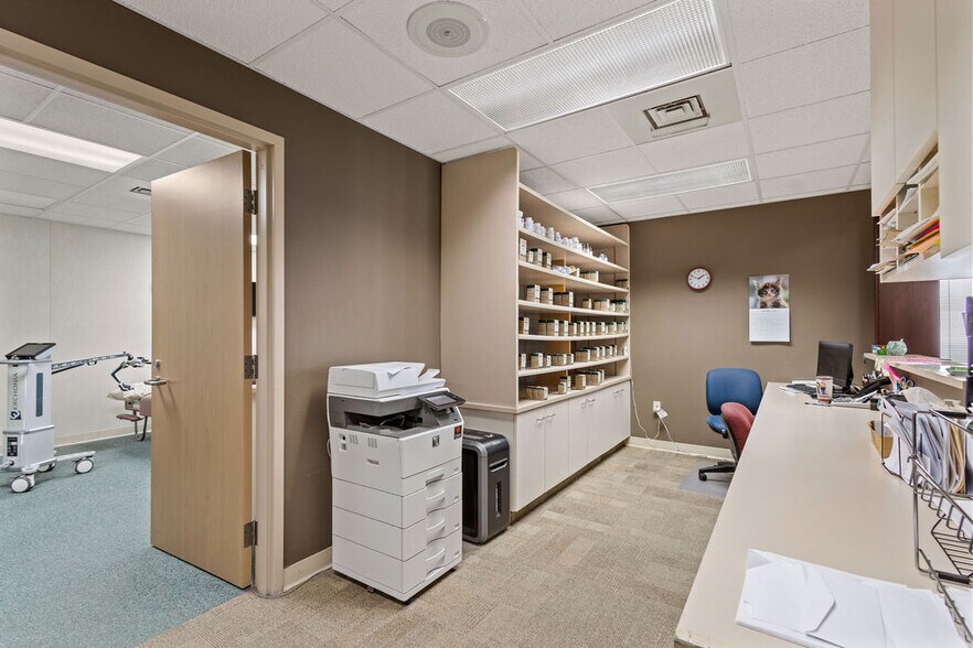 More Photos Of 2559 37th Ave, Columbus Medical For Sale