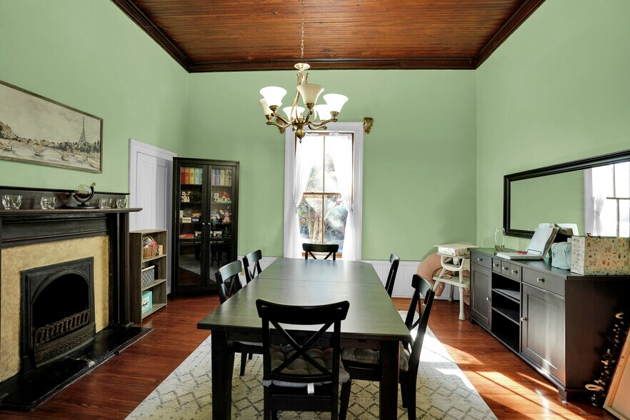 More Photos Of 115 N Magnolia St, Raeford Office Residential For Sale