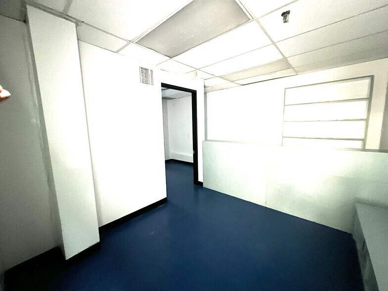 More Photos Of 206-212 Canal St, New York Office Residential For Sale
