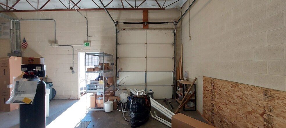 More Photos Of 7399 S Tucson Way, Centennial Flex For Lease