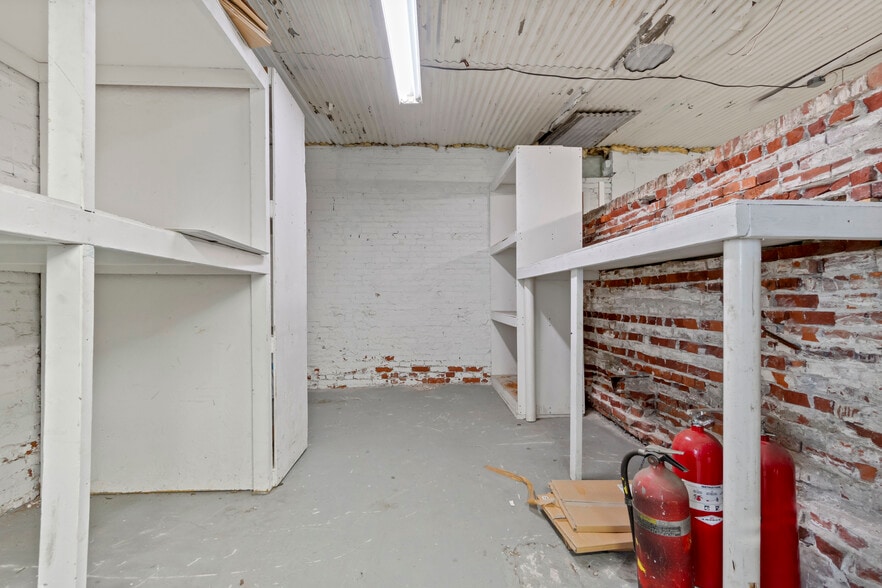 More Photos Of 101 Railroad Ave, Carnegie Warehouse For Sale