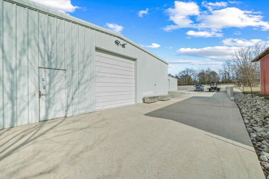 More Photos Of 340 Beaty Swamp Rd, Monroe Manufacturing For Sale