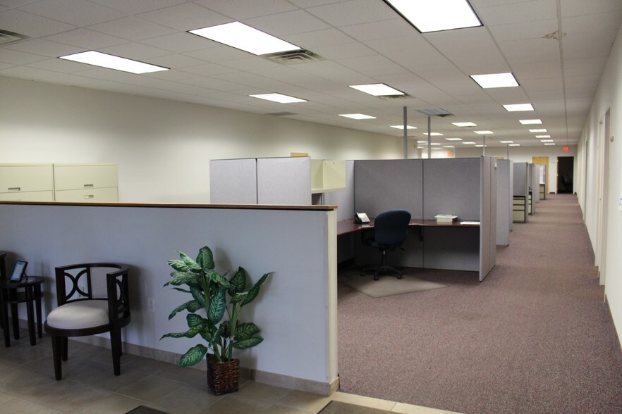 More Photos Of 2850 Brunswick Pike, Lawrenceville Medical For Lease