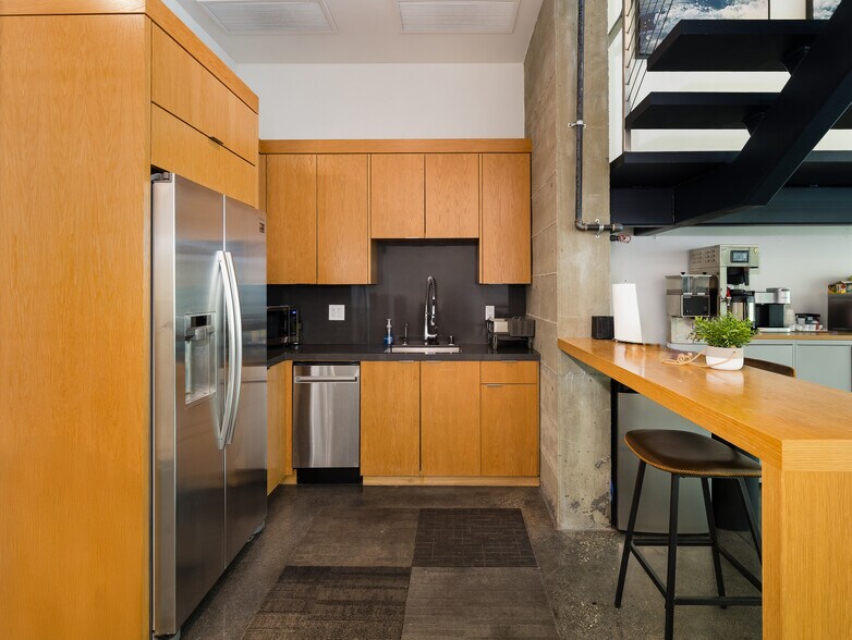 More Photos Of 123 Nevada Street, El Segundo Loft Creative Space For Lease