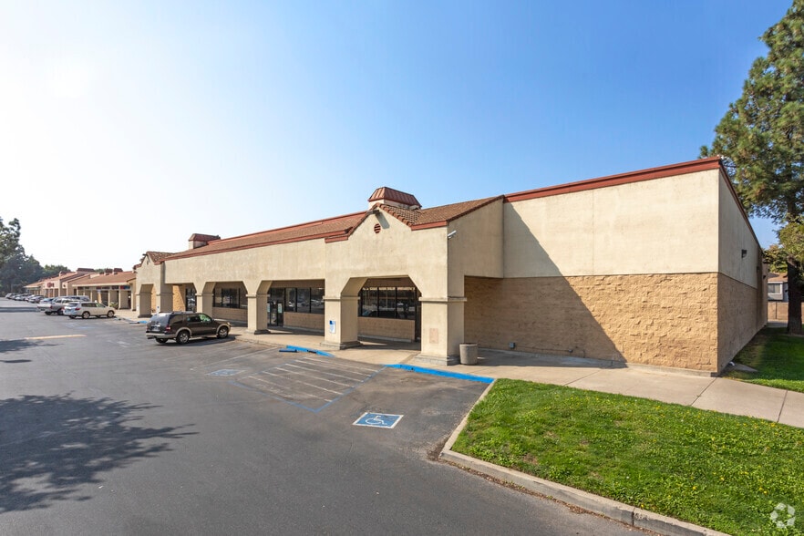 Primary Photo Of 2601 Oakdale Rd, Modesto Unknown For Lease