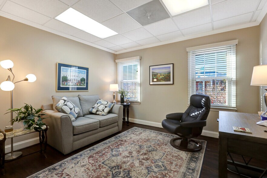 More Photos Of 10474 Armstrong St, Fairfax Medical For Sale