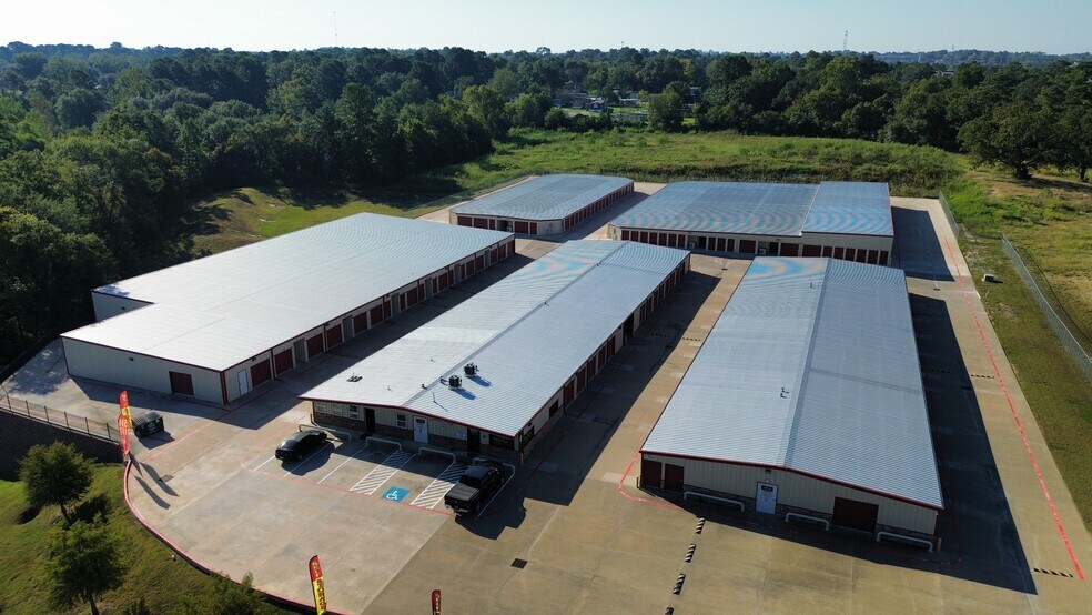 Primary Photo Of 124 Essex Blvd, Huntsville Self Storage For Sale