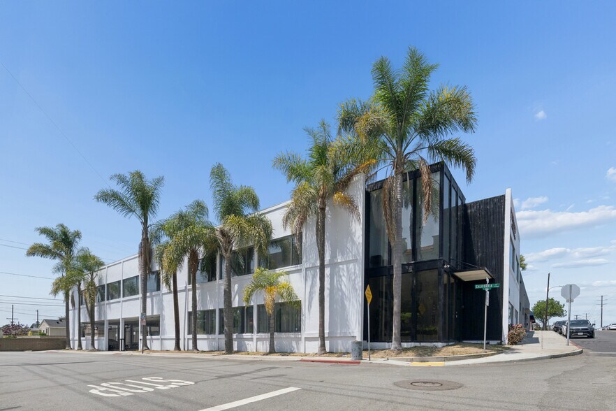 More Photos Of 1320 E Imperial Ave, El Segundo Loft Creative Space For Sale