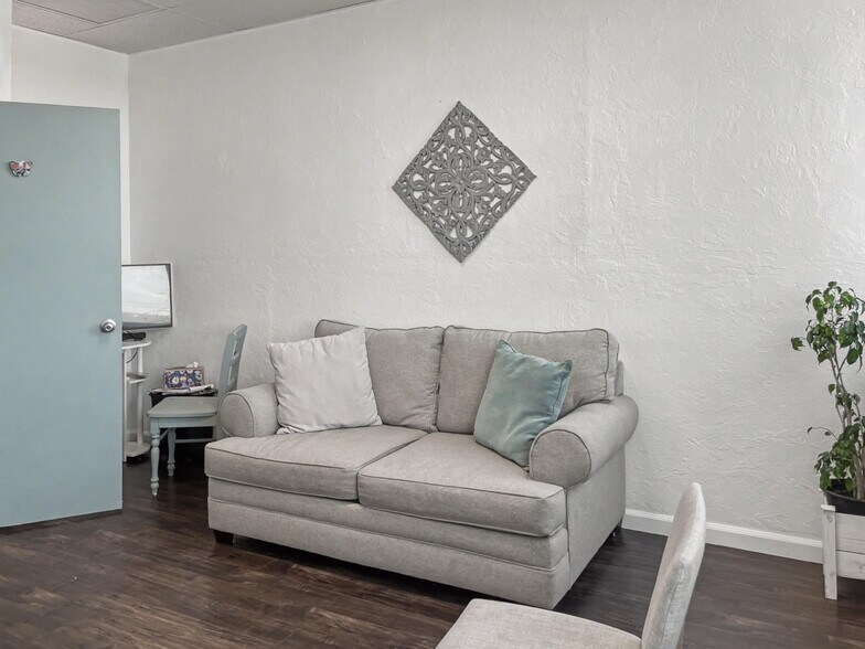 More Photos Of 2101 S El Camino Real, Oceanside Medical For Sale