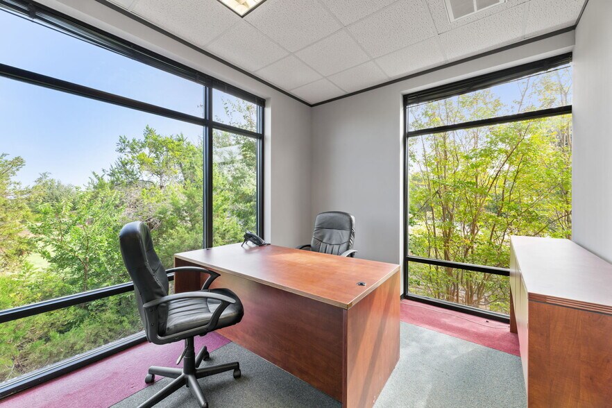 More Photos Of 2508 Ashley Worth Blvd, Austin Medical For Sale