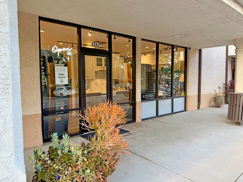 More Photos Of 2263 Las Positas Rd, Santa Barbara Storefront Retail Office For Lease