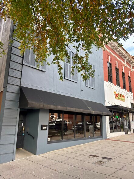 More Photos Of 124 Whitner St, Anderson Storefront Retail Office For Lease