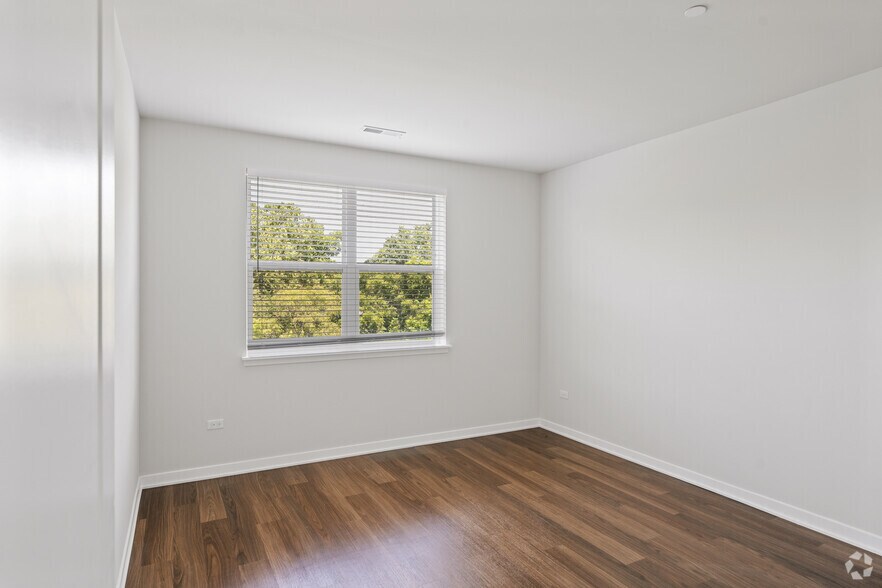 More Photos Of 77 S Adams St, Oswego Apartments For Lease