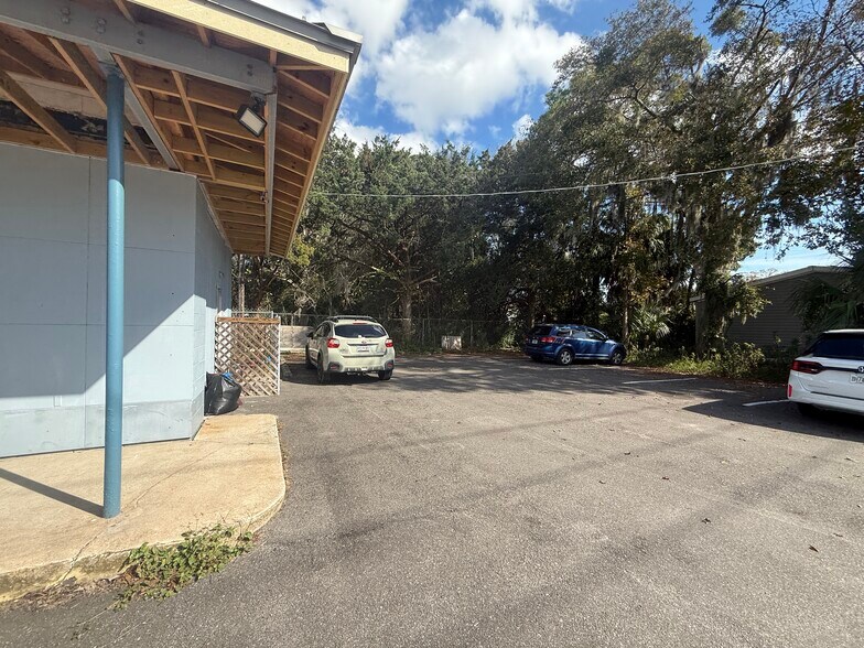 More Photos Of 850918 Us-17, Yulee Freestanding For Lease