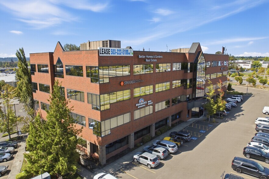 More Photos Of 12550 SE 93rd Ave, Clackamas Office For Lease