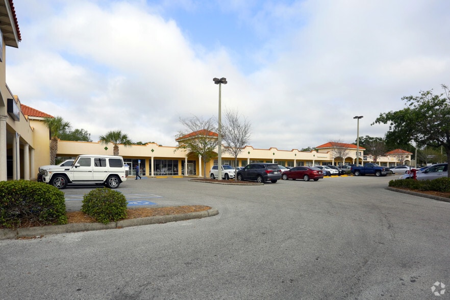 More Photos Of 2800 N Macdill Ave, Tampa Unknown For Lease
