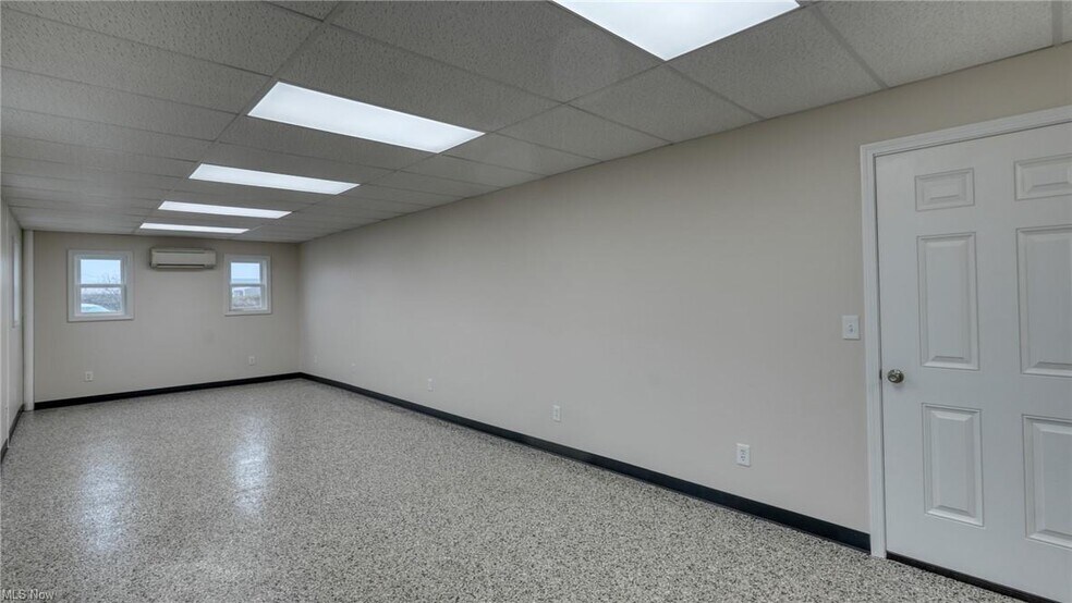 More Photos Of 11126 E Pike Rd, Cambridge Light Manufacturing For Lease