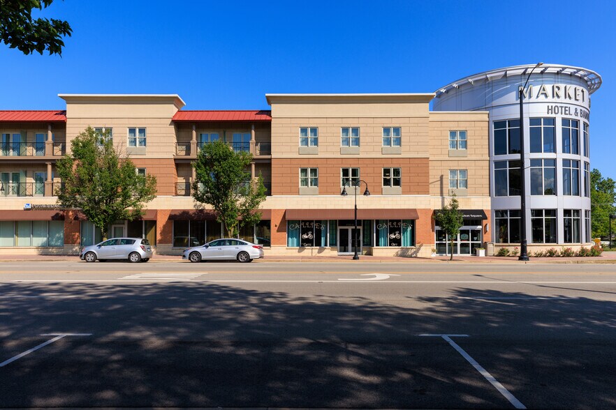 More Photos Of 2723 Sheridan Rd, Zion Hotel For Lease