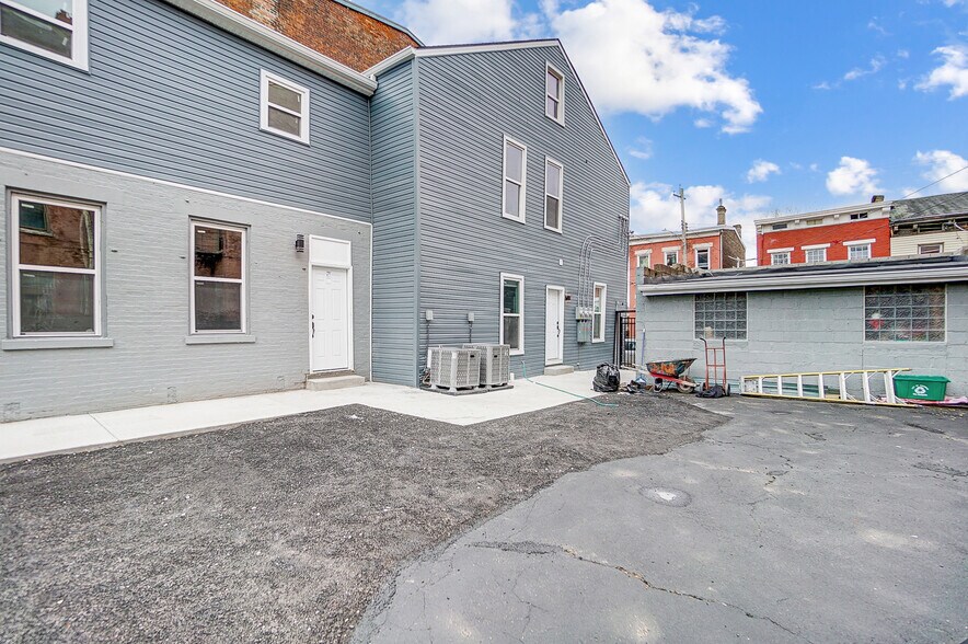 More Photos Of 2124 Saint Michael St, Cincinnati Apartments For Sale