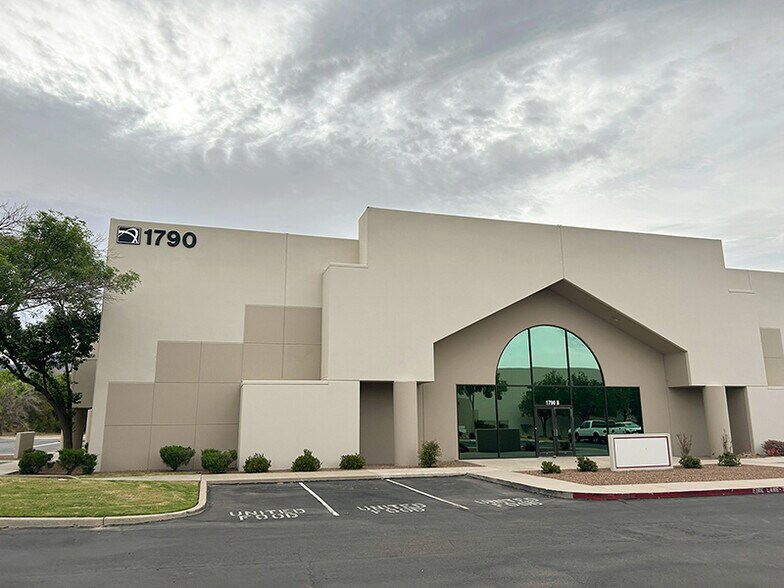 Primary Photo Of 1790 Commerce Park Dr, El Paso Warehouse For Lease