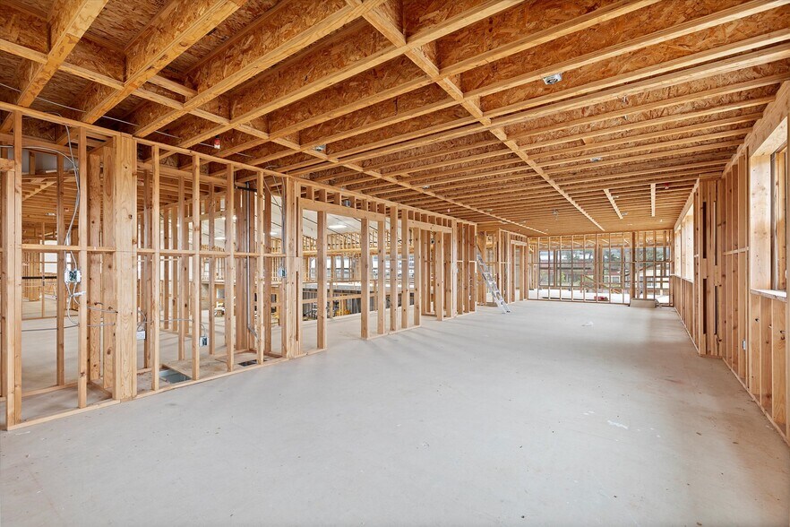 More Photos Of 1025 NW Grove st, Newport Industrial For Sale