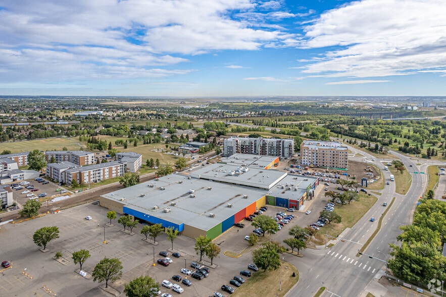 More Photos Of 3210 118th Ave NW, Edmonton Unknown For Lease