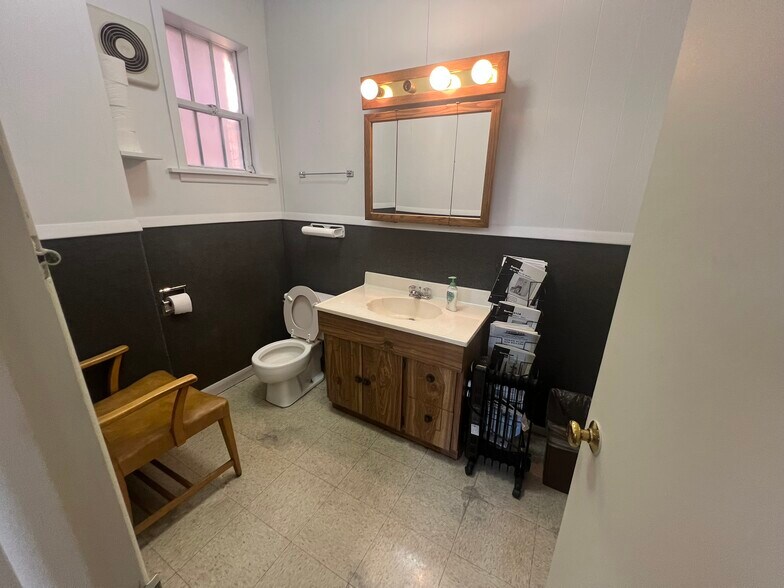 More Photos Of 551 Hyde Park Ave, Hillside Flex For Sale