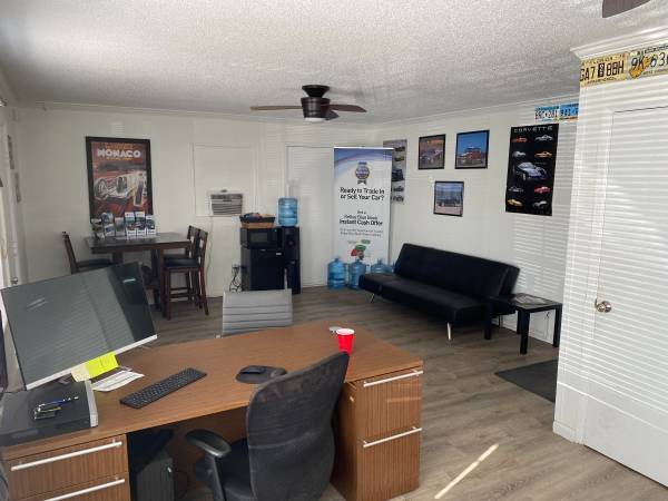 More Photos Of 4812 Gulf Breeze Pky, Gulf Breeze Auto Dealership For Sale