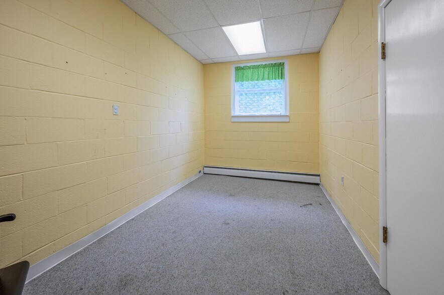 More Photos Of 240 Creek Rd, Mount Laurel Religious Facility For Sale