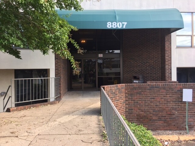 More Photos Of 8803 Sudley Rd, Manassas Office For Sale