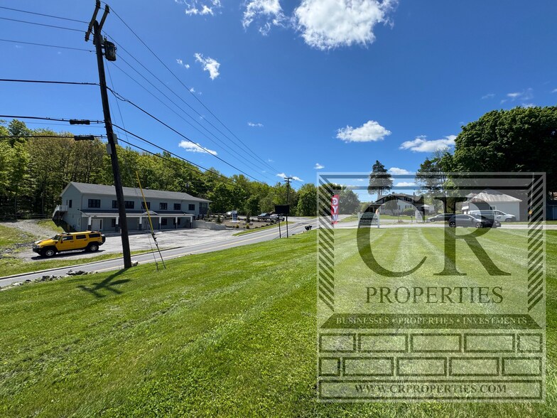 More Photos Of 155 Vineyard Ave, Highland Service For Sale