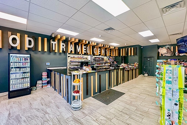 More Photos Of 7532 Hacks Cross Rd, Olive Branch Truck Stop For Sale
