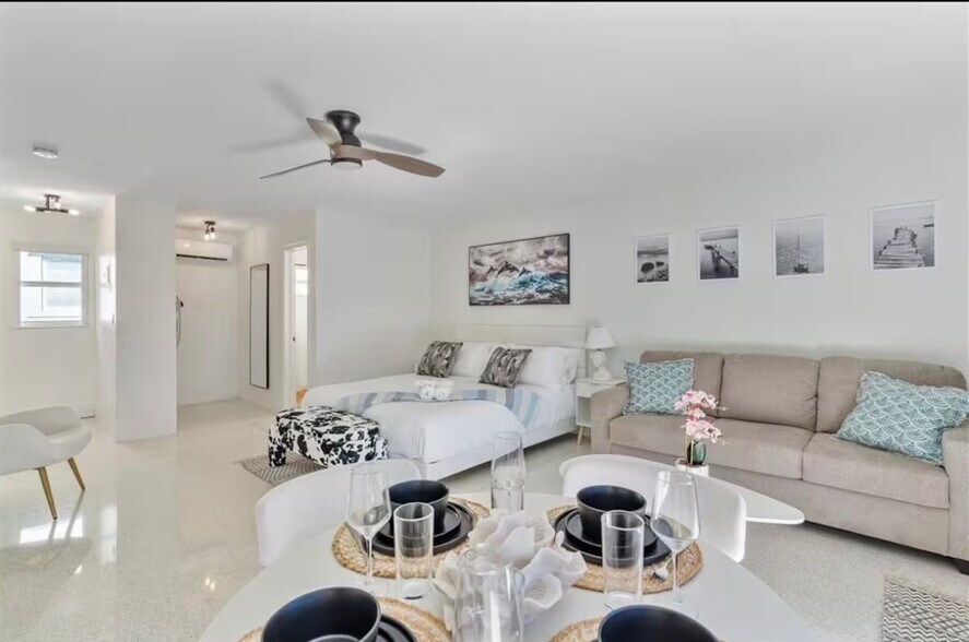 More Photos Of 333 Palm St, Hollywood Apartments For Sale