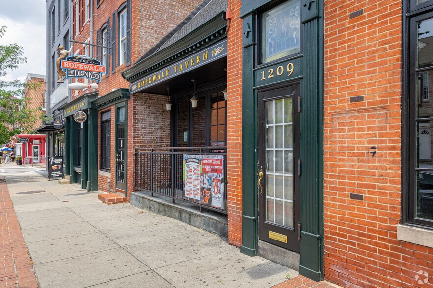 More Photos Of 1209 S Charles St, Baltimore Bar For Sale