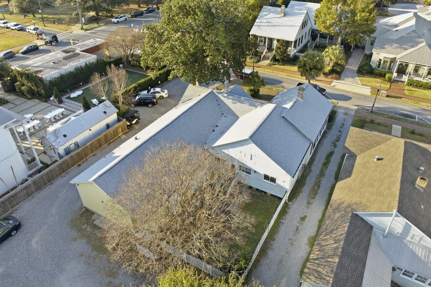 More Photos Of 417 Zarragossa St, Pensacola Office Residential For Sale